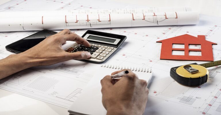 Cost Estimation Techniques in Construction Project